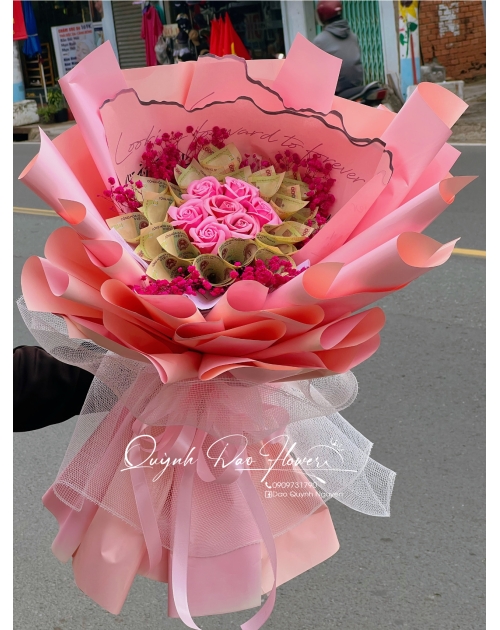 Bó hoa tiền tại quận 12