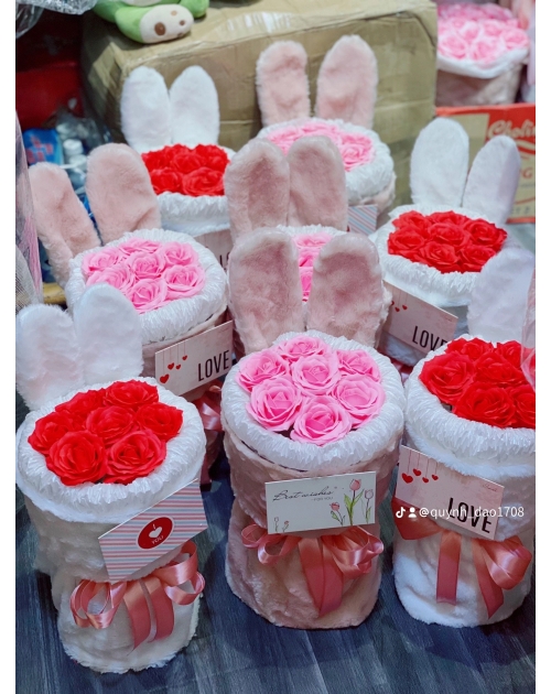 Bó hoa tai thỏ tại HCM