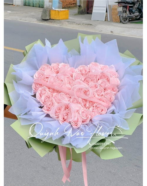 Bó hoa sáp trái tim cao cấp bình dương 