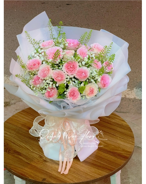 Bó hoa hồng mix baby