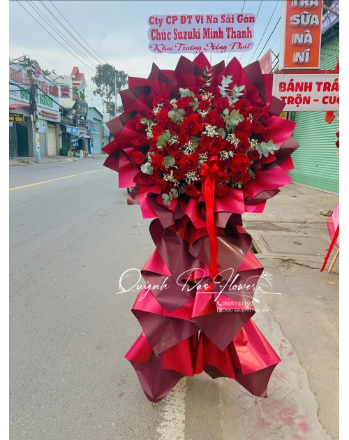 Kệ khai Trương giá rẻ Gần bệnh viện quốc tế hạnh phúc 
