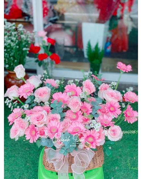 Giỏ hoa khai trương màu Hồng ở Thủ Đức 