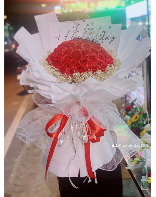 Bó hoa Hồng đỏ phối bi khô đẹp