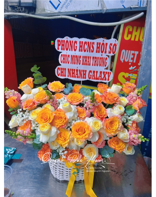 Giỏ hoa hồng camprit thủ Đức 