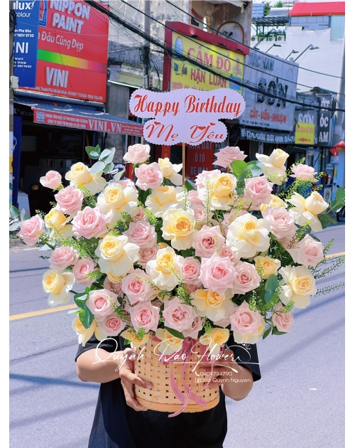 Giỏ hoa  khai trương chợ đầu mối thủ Đức 