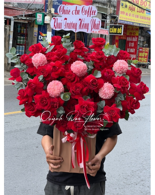 Giỏ hoa khổng lồ gò vấp 
