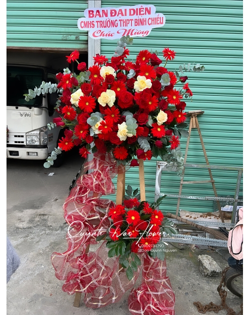 Hoa khai trương tone đỏ