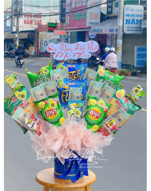 Hộp hoa bánh kẹo mix tiền