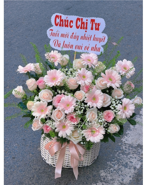 Giỏ hoa hồng tone paster