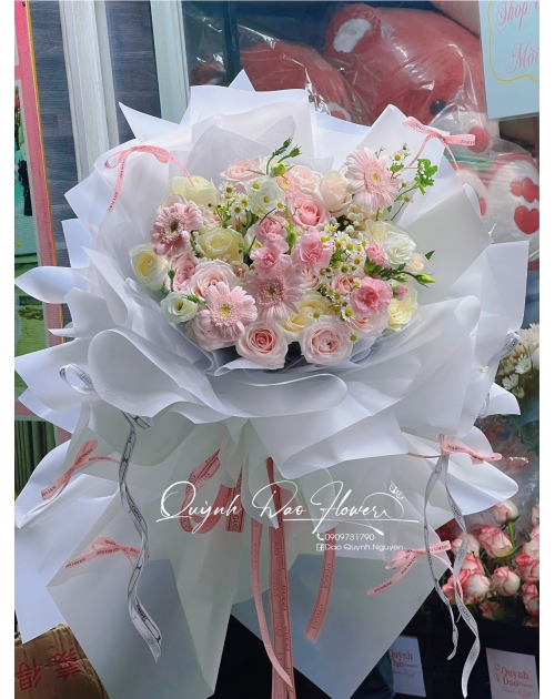 Bó hoa mix tone hồng công chúa 