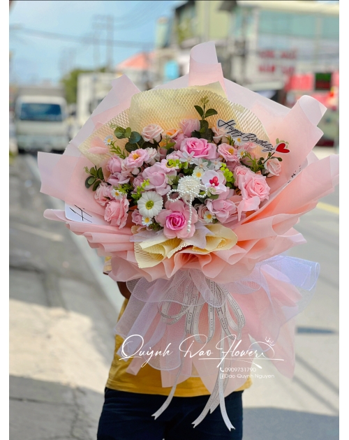 Bó hoa sáp màu hồng mix hoa cao cấp tặng tốt nghiệp, lễ trưởng thành 