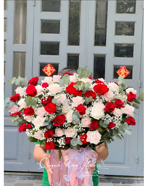 Giỏ hoa mix đỏ hồng tặng khai trương 