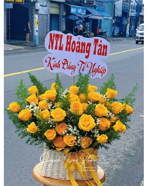 Giỏ hoa hồng vàng 