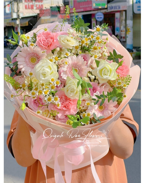 Bó hoa mix tone hồng thủ Đức 