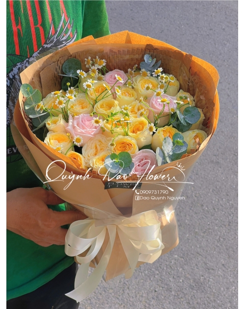 Hoa hồng vàng victor