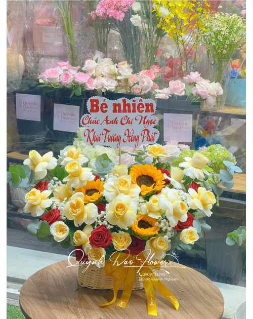 Giỏ hoa hướng dương thuận an