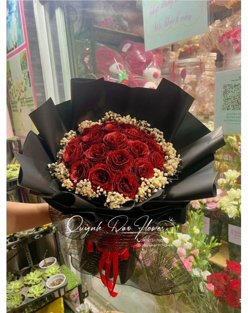 Bó hoa sáp nhũ viền hoa baby