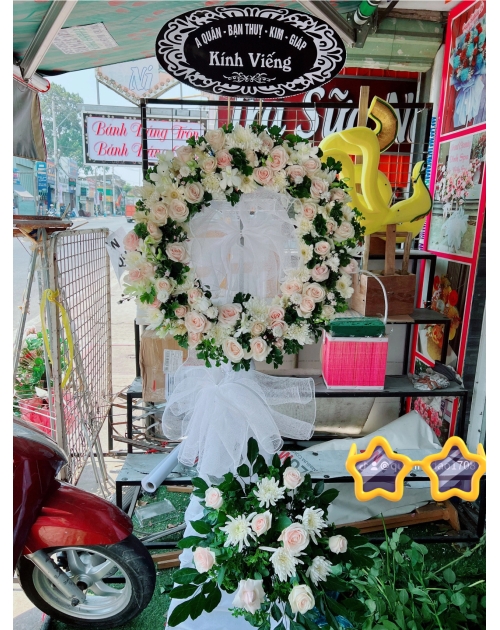 Kệ viếng đơn giản mau trắng