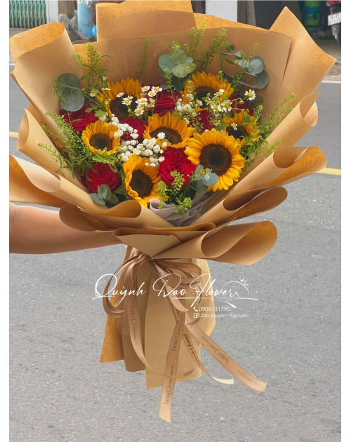 Bó hoa hướng dương 7 bông