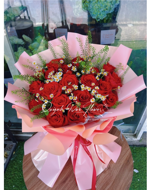 Hoa đỏ tặng bạn