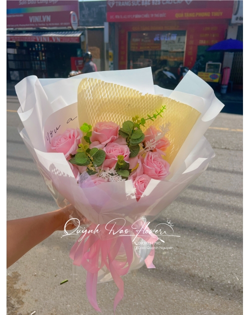 Bó hoa sáp cao cấp màu Hồng 7 bông