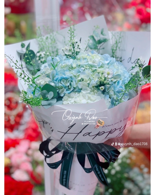 Bó hoa Cẩm Tú cầu màu xanh dương 