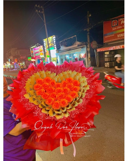Bó hoa tiền 10k hình trái tim