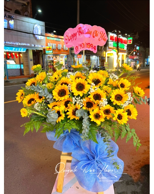 Kệ hoa mini hướng dương 