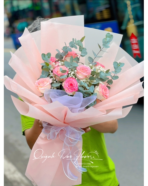 Bó hoa tốt nghiệp tặng bạn gái 
