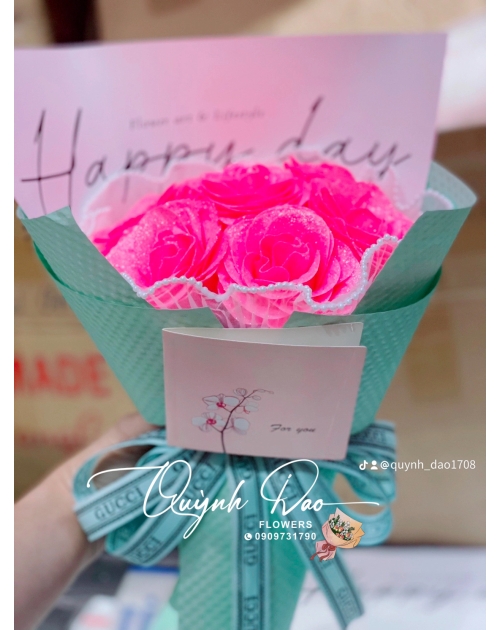 Bó hoa Hồng đỏ đơn giản