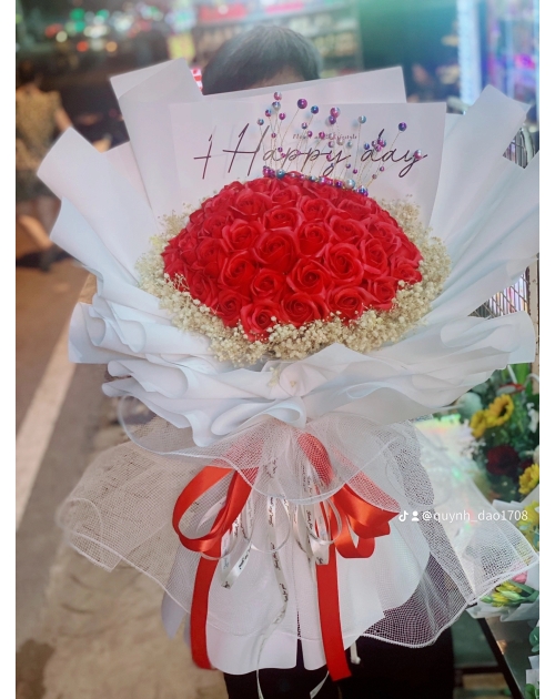 Bó hoa Hồng đỏ phối bi khô đẹp