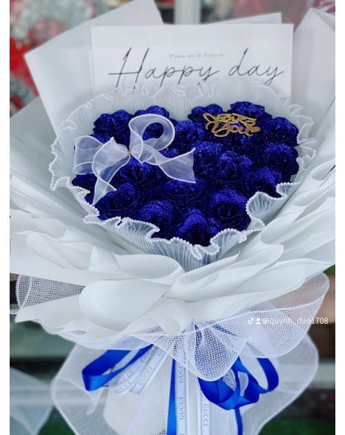 Bó hoa trái tim màu xanh dương 