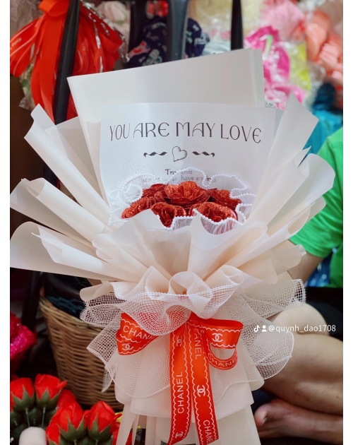Bó hoa đỏ 7 bông