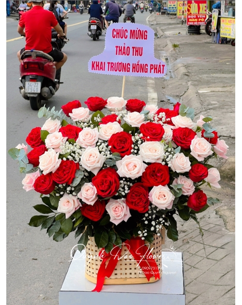 Giỏ hoa tặng sinh nhật đồng nghiệp 