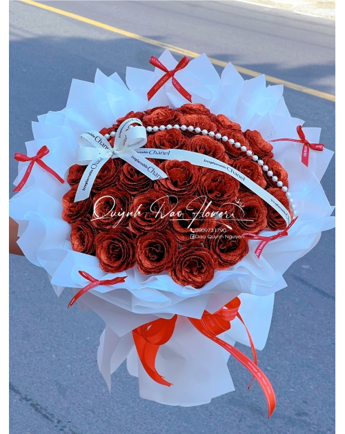 Bó hoa kim tuyến, sáp nhũ