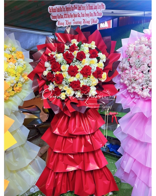 Hoa kệ khai trương 