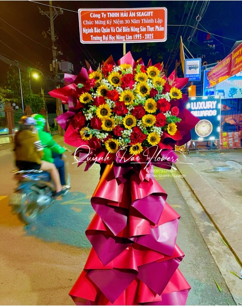 Kệ hoa hướng dương mix Hồng đỏ