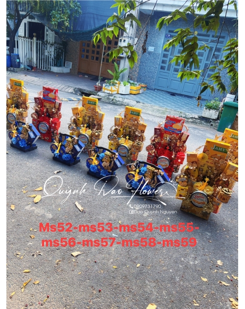 Giỏ qua Tết sang trọng 2026