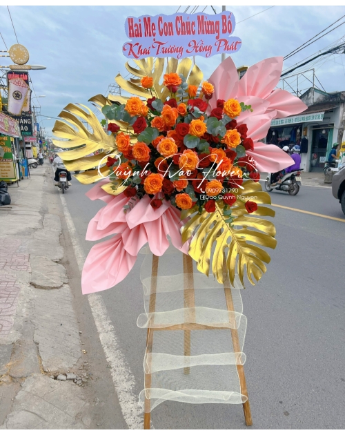 Kệ hoa khai trương hiện đại 