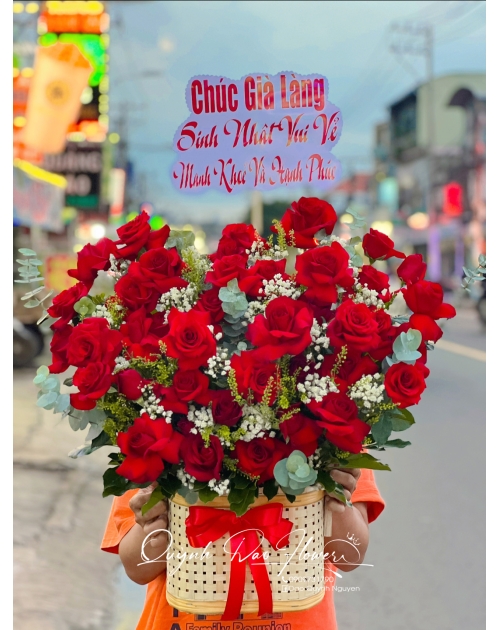 Giỏ hoa Hồng đỏ tặng khai trương gần quận 1