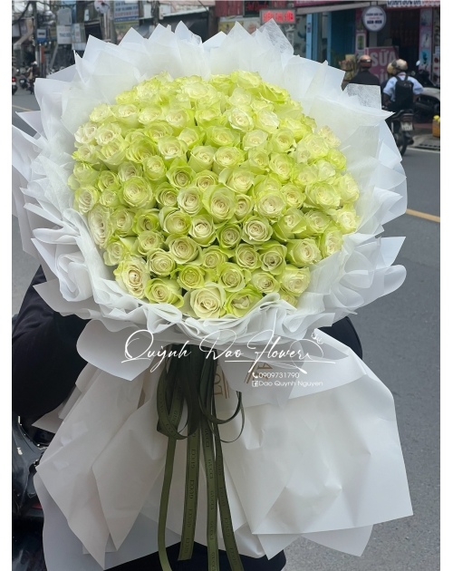 Bó hoa 99 bông xanh lá