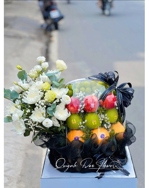 Giỏ trái cây viếng mix hoa tươi 
