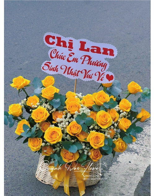 Giỏ hoa màu vàng 20-10