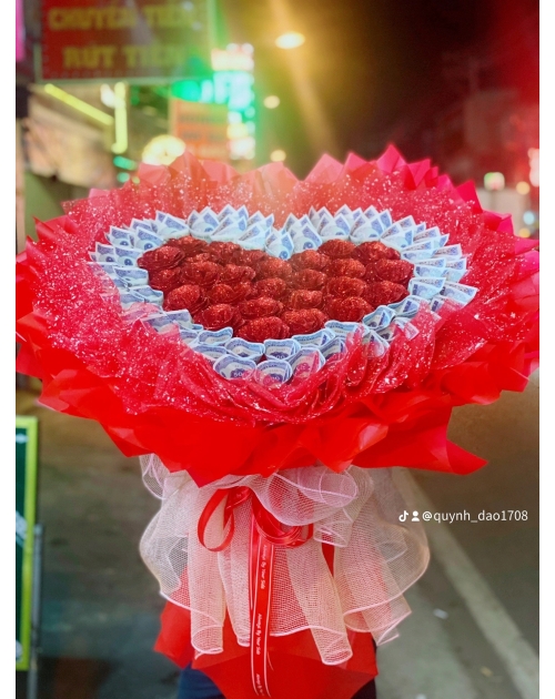 Bó hoa tiền trái tim