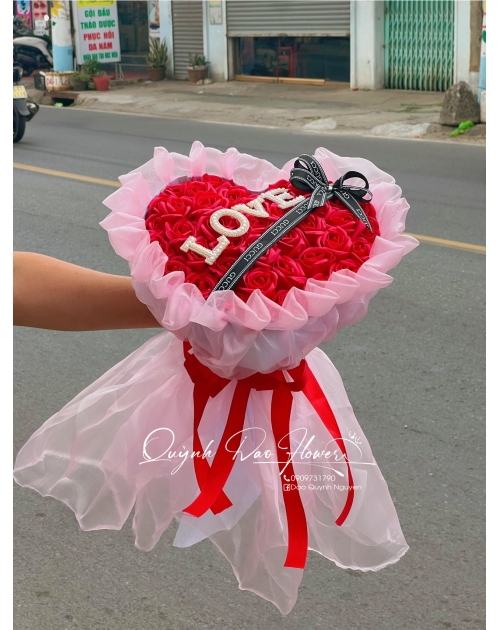Bó hoa trái tim sáp nhỏ 