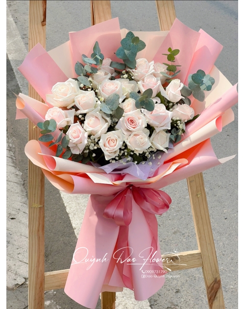 Bó hoa hồng paster tặng lễ tốt nghiệp 