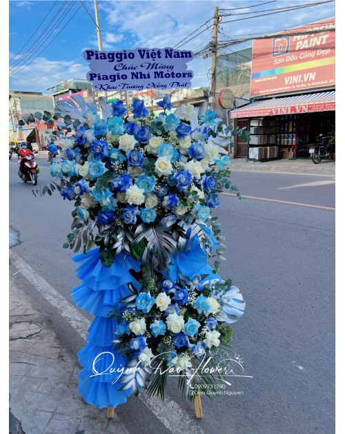 Kệ khai trương, kệ chúc mừng màu xanh dương 