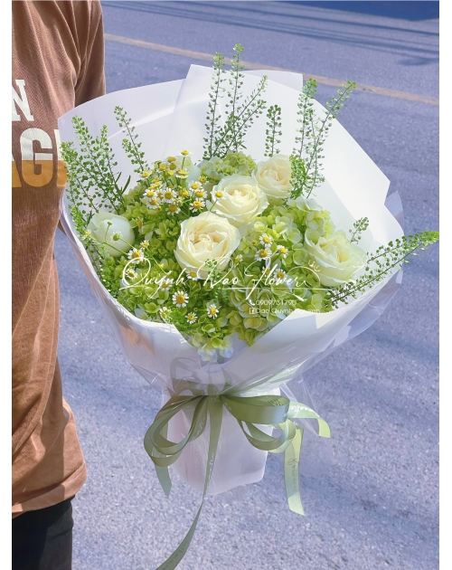 Hoa Tú cầu xanh lá