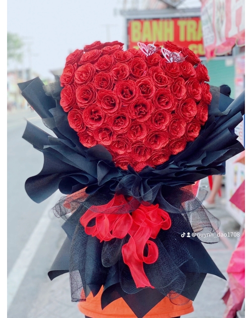 Bó hoa trái tim to đẹp tại Thủ Đức 