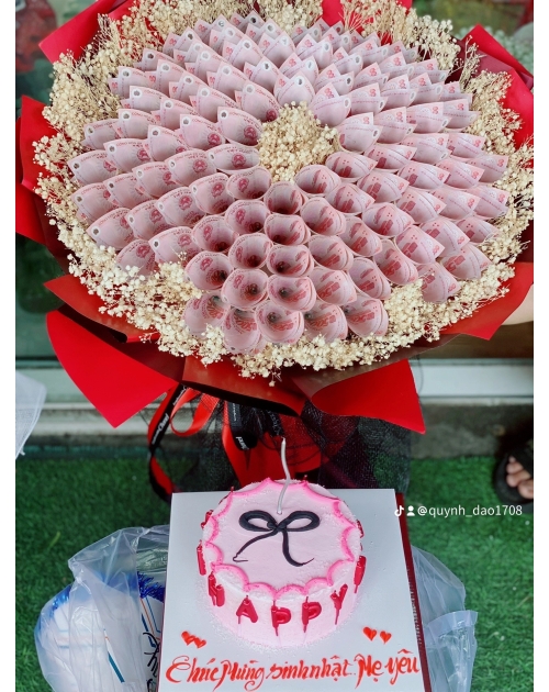 Bó hoa tiền 50k tặng mẹ